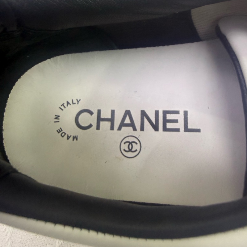 Chanel Sneakers EU 42-5