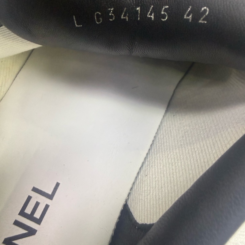 Chanel Sneakers EU 42-11