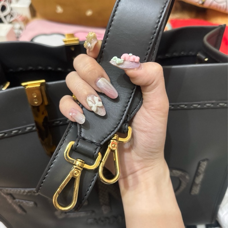FENDI Sunshine 鴿灰色皮革與錦蛇皮手提袋-11
