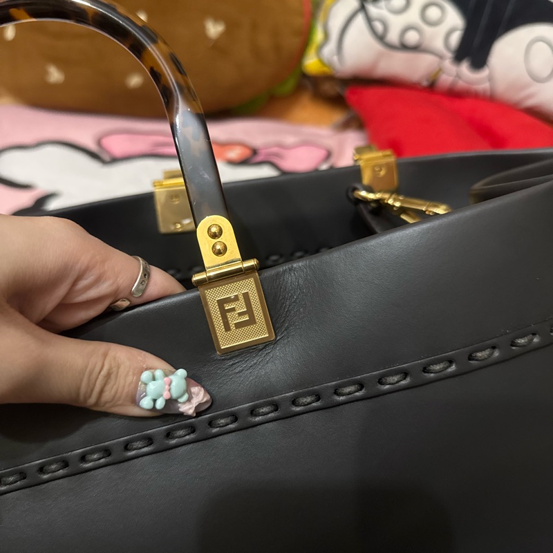 FENDI Sunshine 鴿灰色皮革與錦蛇皮手提袋-12