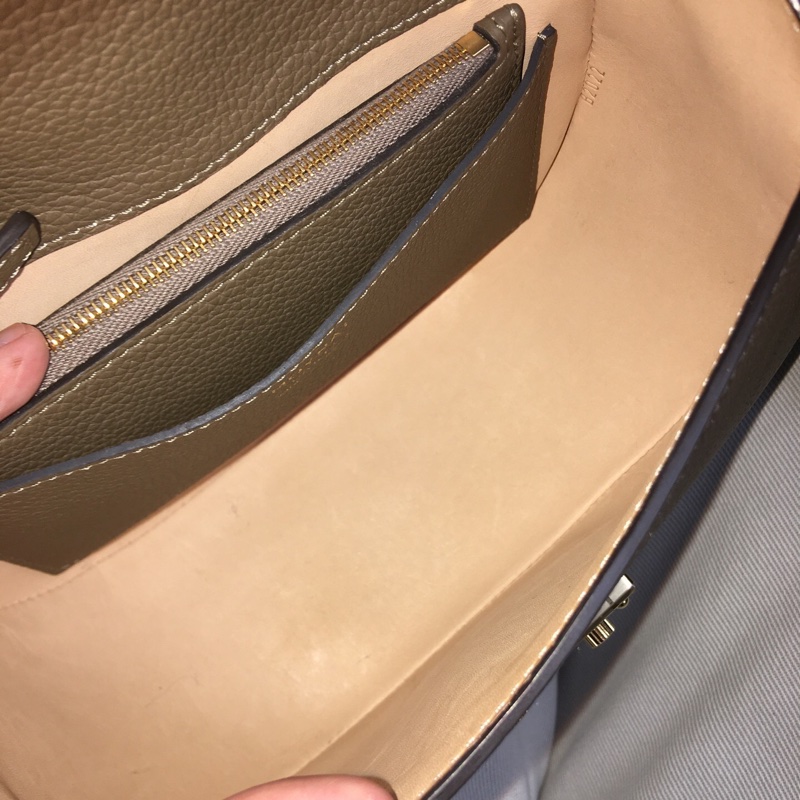 99新Moynat莫奈大象灰新款馬鞍包手提斜挎包,附件:塵袋,尺寸:20*17*10-6