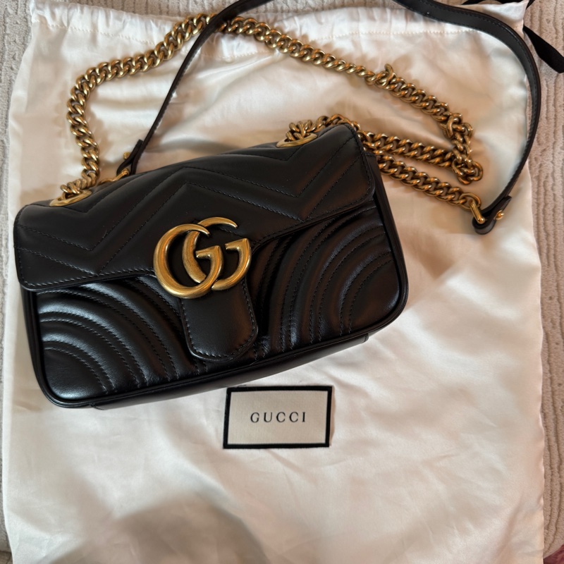 GUCCI MARMONT HANDBAG 22-0
