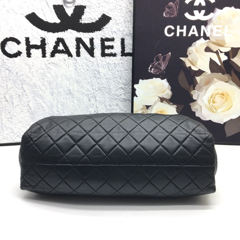 CHANEL香奈兒黑銀色經典機場包 鐳射20開，尺寸：30*19*11，-5