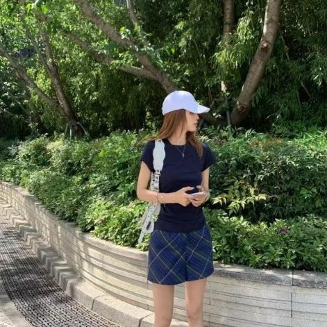 💎Han's house精品服飾💎Burberry 刺繡 戰馬 格紋 休閒褲 現貨 專櫃30500-6