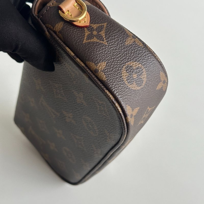99新🆕 Louis Vuitton LV 路易威登 ivy WOC 老花-9