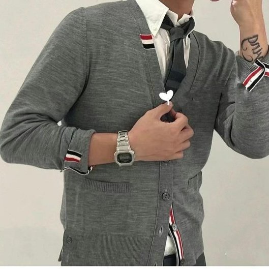 💎Han's house精品服飾💎Thom Browne TB 初剪羊毛 針織 開衫 外套 男女共穿 現貨 4 原價45300-9