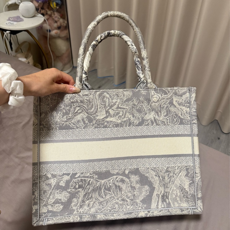 Dior灰色動物園book tote中號-2