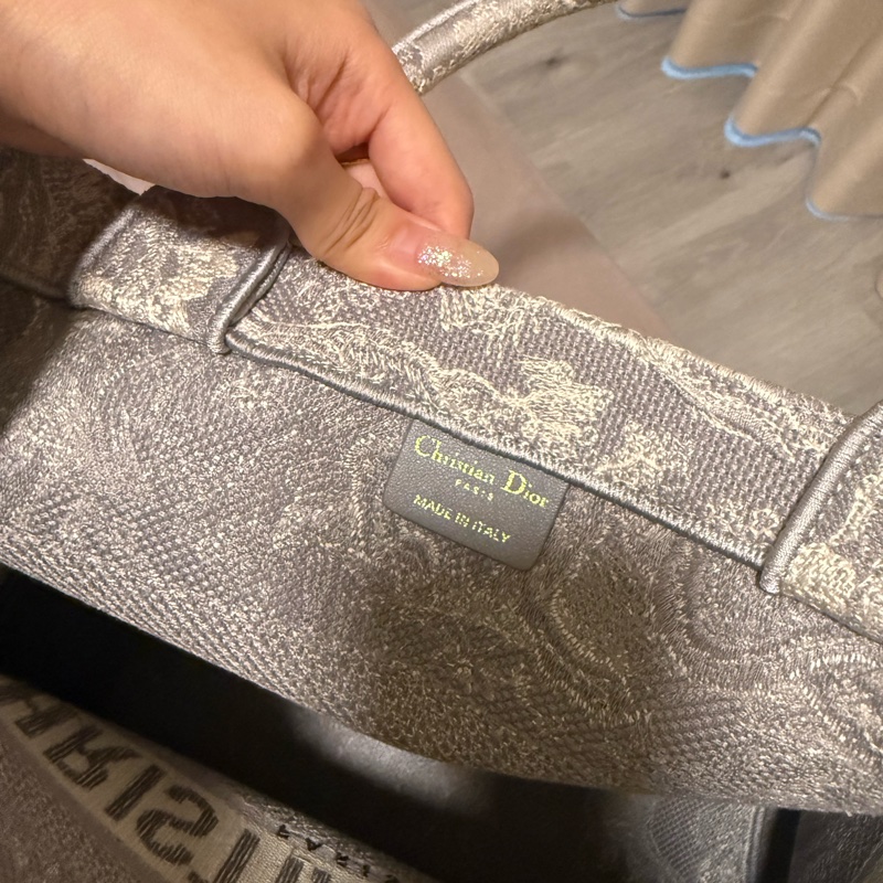 Dior灰色動物園book tote中號-6