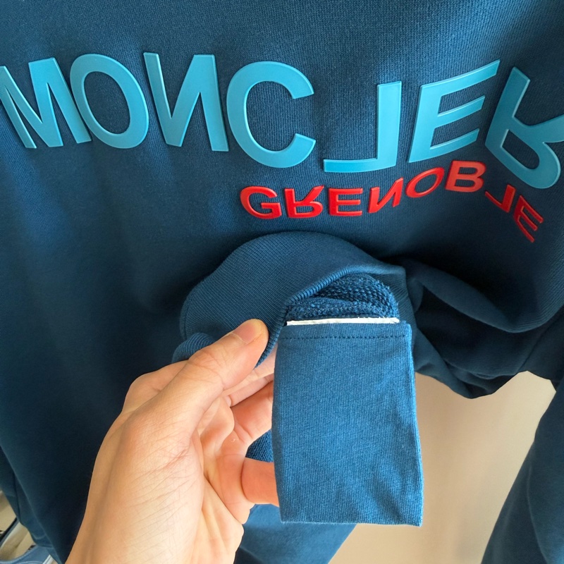 Moncler 👍🏻 100%Real正貨，100%New, size L-3