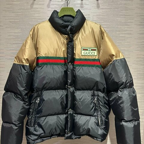 💎Han's house精品服飾💎GUCCI 綠紅線條 羽絨 外套 現貨46 原價 95000