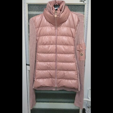 Moncler 粉色羽絨拼毛線針織外套