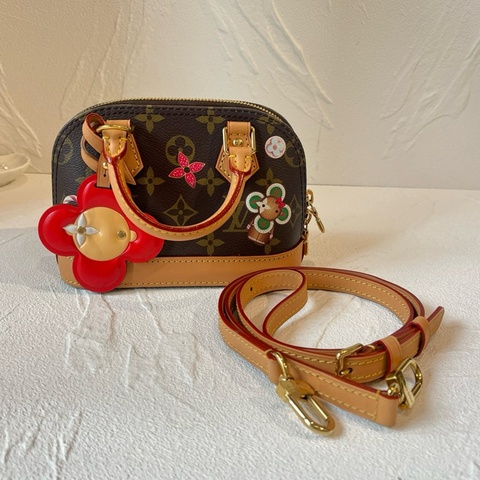 LV/路易威登 Nano限定款貝殼包 99新芯片款