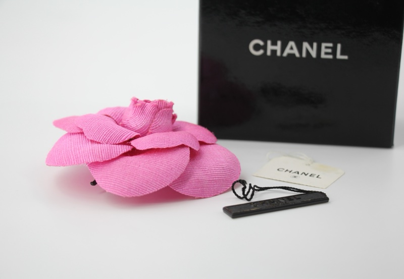 Chanel Vintage 81-85 帆布桃紅色山茶花胸針-3