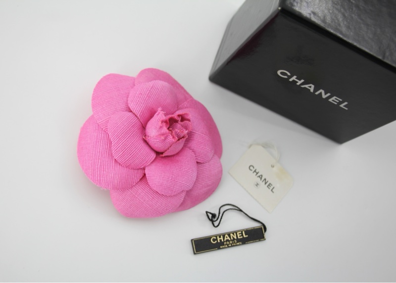 Chanel Vintage 81-85 帆布桃紅色山茶花胸針-8