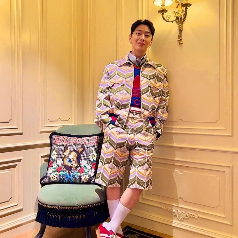 💎Han's house精品服飾💎GUCCI 古馳 聯名 愛迪達 adidas 外套 現貨46/48 原價120000-6