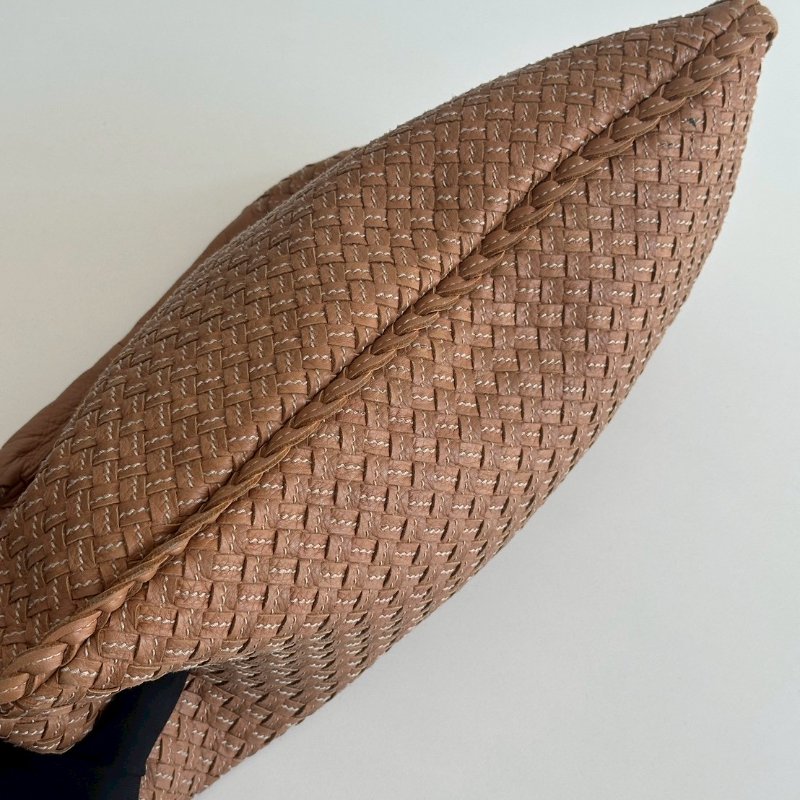 99新🆕 Bottega Veneta BV 奶茶色編織Hobo包-17