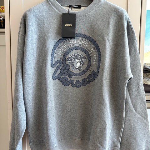 Versace 👍🏻 100%Real正貨，100%New