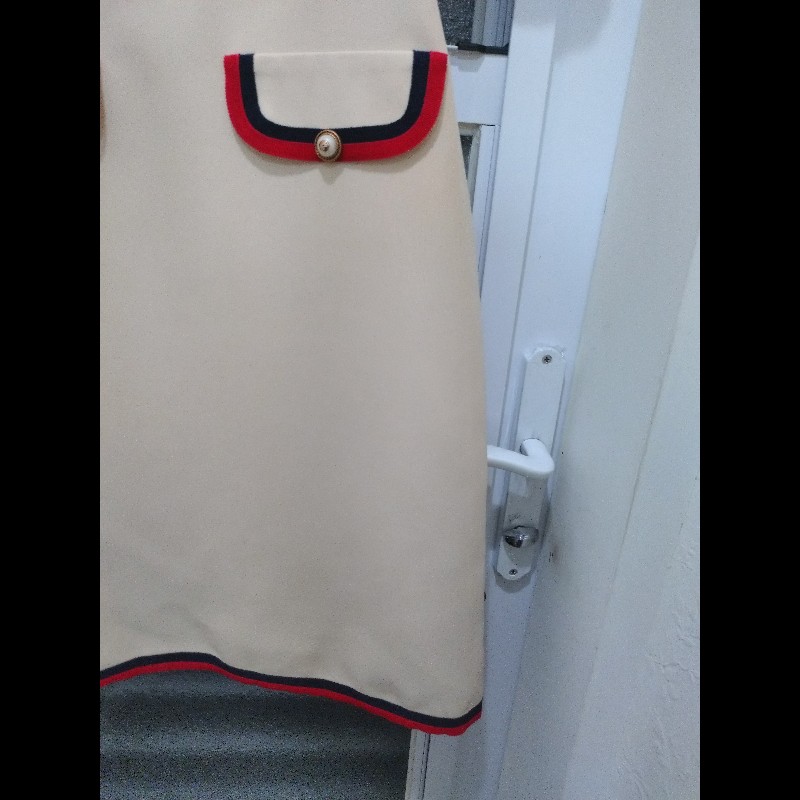 Gucci 米色底紅藍邊短袖洋裝-2