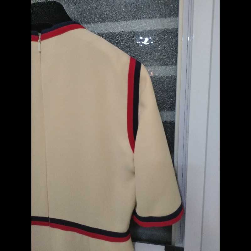 Gucci 米色底紅藍邊短袖洋裝-9
