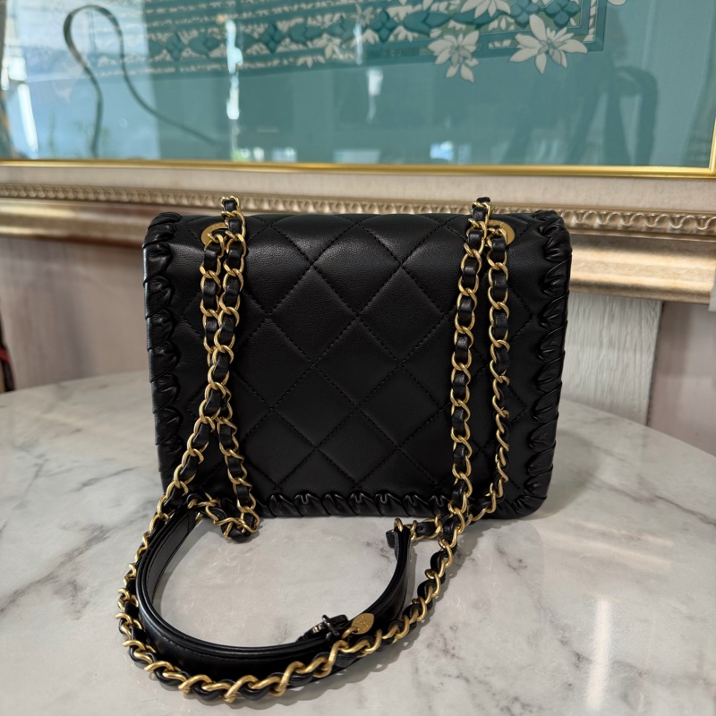 Chanel 黑羊皮菱格紋編織邊金釦肩斜背包AS2495-3