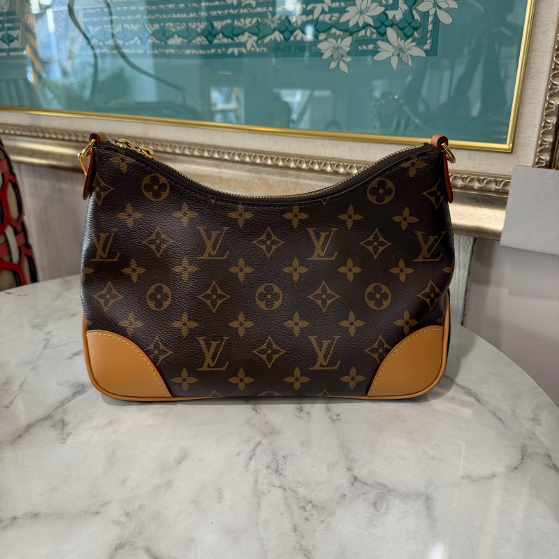 LV 原花Boulogne PM金釦肩斜背牛角包M45832-1
