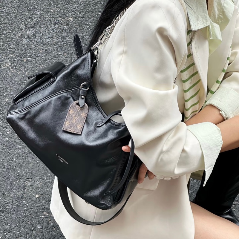 LV 黑武士大全配Louis Vuitton 黑色小羊皮 CarryAll Cargo Vibe PM 肩背包 原花拼接 M24861-1