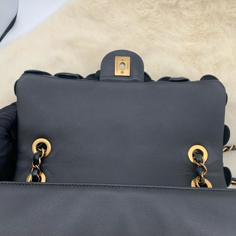 Chanel 香奈兒 黑色山茶花 手工縫製立體花瓣 限定款-5