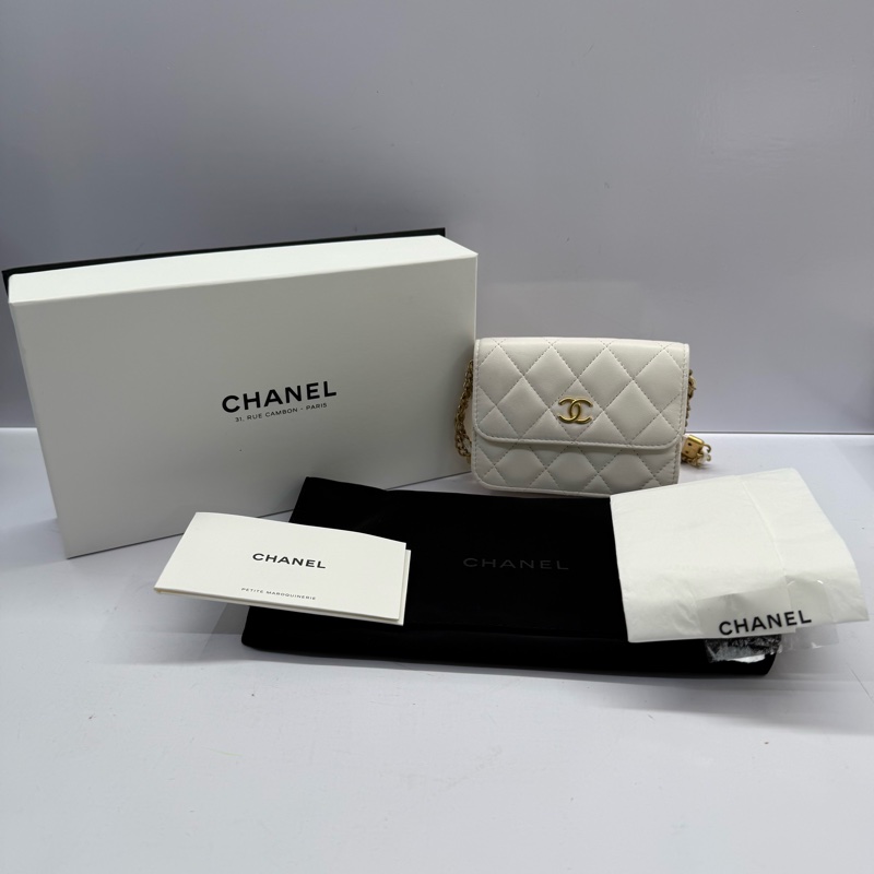 CHANEL 香奈兒 白色菱格紋羊皮鏈條小包 RFID-2