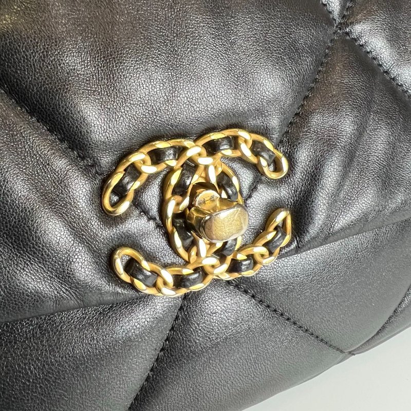 CHANEL 19包 30cm 黑-10