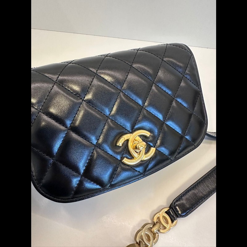 Chanel 22A Flap Bag-2