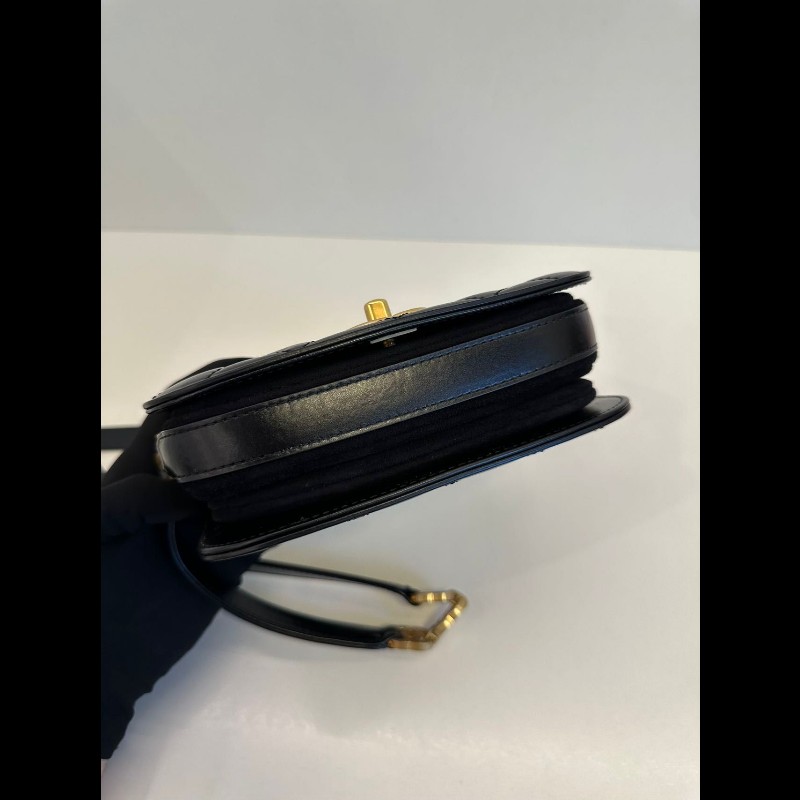 Chanel 22A Flap Bag-12