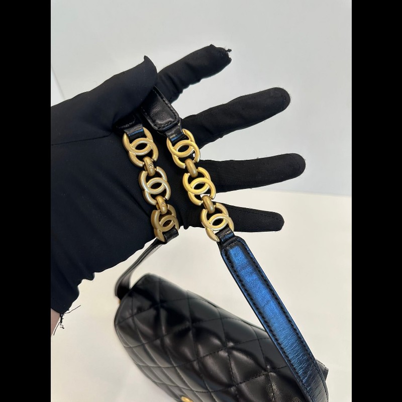 Chanel 22A Flap Bag-16