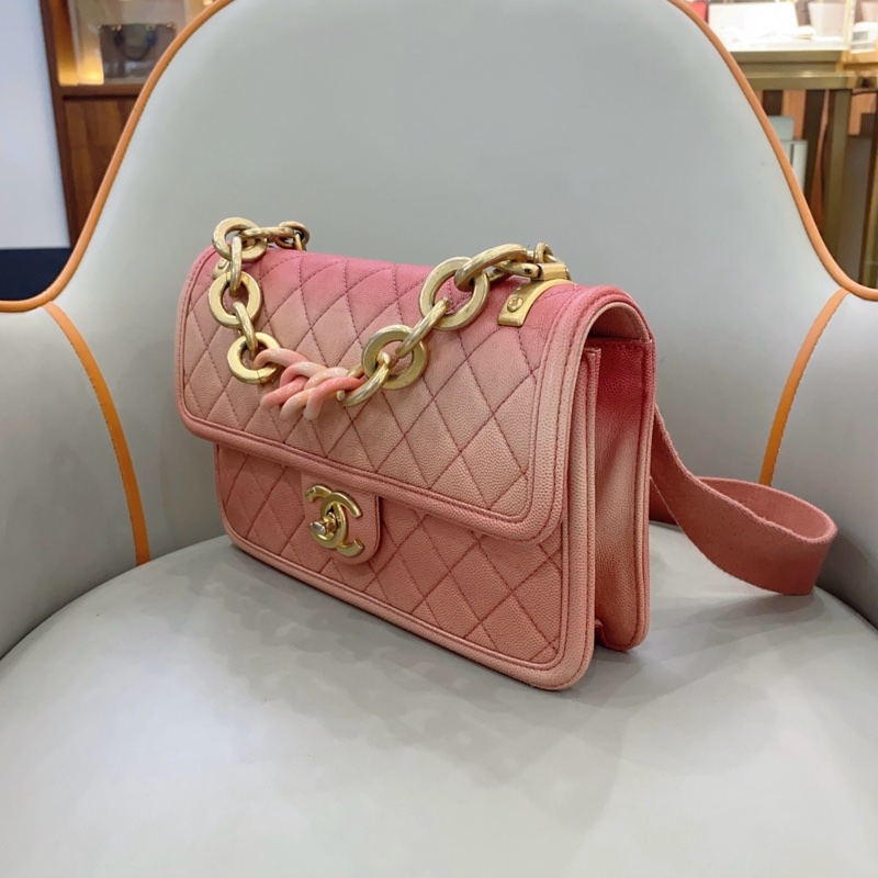 Chanel 香奈兒 漸變珊瑚粉魚子醬小牛皮cf口蓋包，正品保真-2