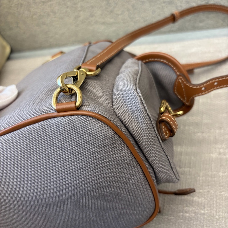 ✨MIUMIU/繆繆 25年限定款 白蘭地灰帆布雙肩包 99新正品保真-7