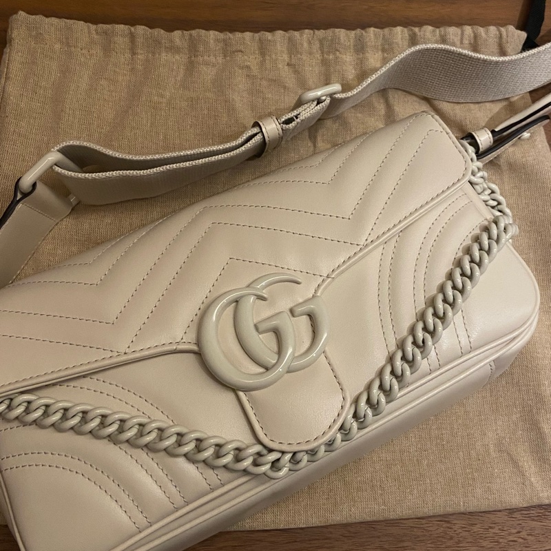 GUCCI marmont 白色馬蒙法棍包 附鏈條背帶兩用款-1