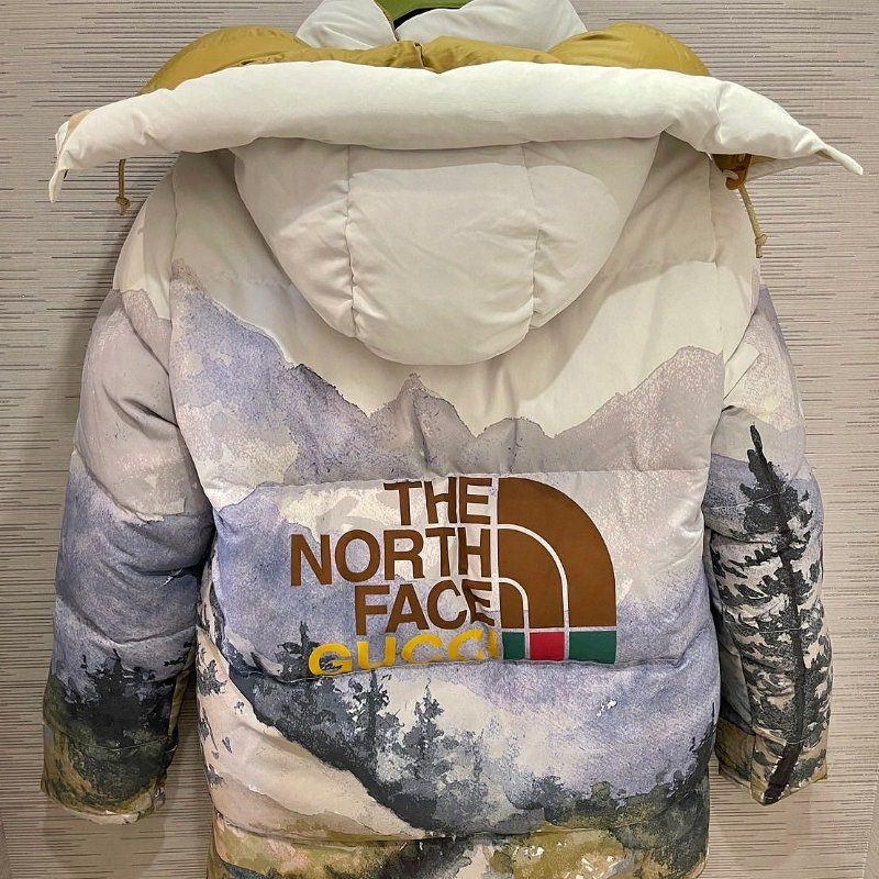 💎Han's house精品服飾💎 GUCCI 聯名 The North Face 羽絨 連帽可拆 外套 原價 95000-1
