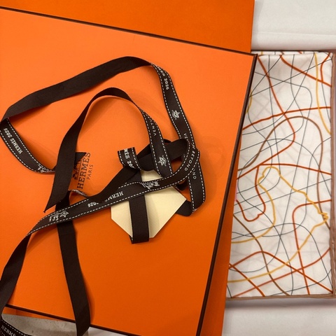 Hermes 愛馬仕 2026春新款絲巾 全新含盒