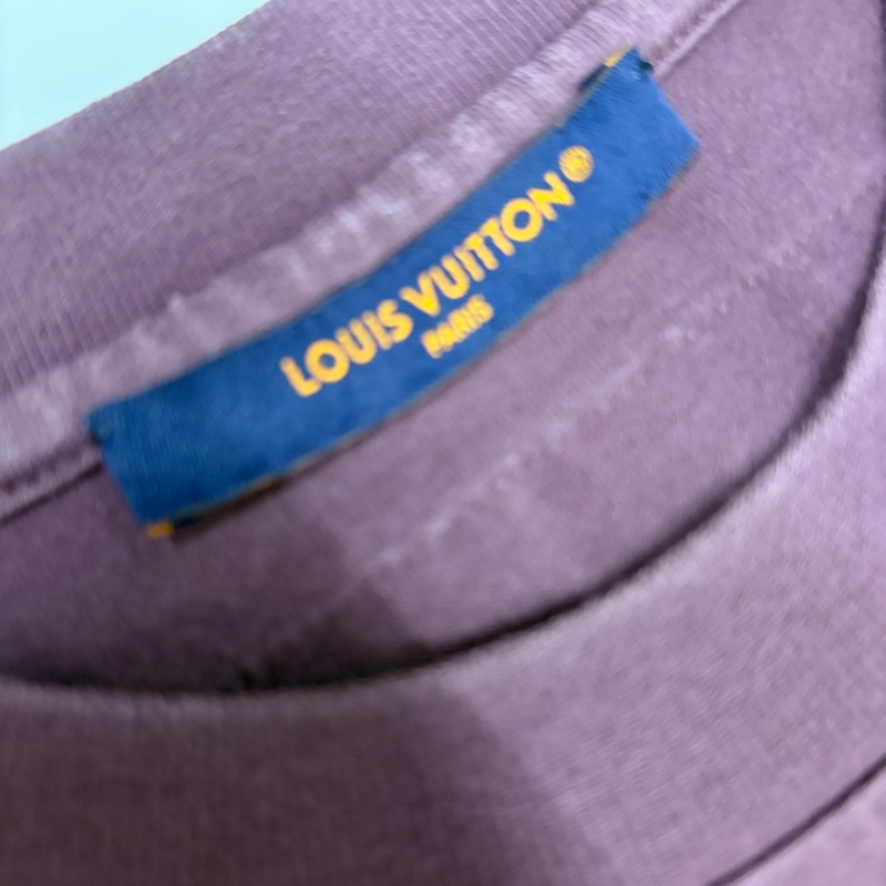 LV路易威登 LOUIS VUITTON 95新浮雕LOGO紫色S 短袖T恤-7
