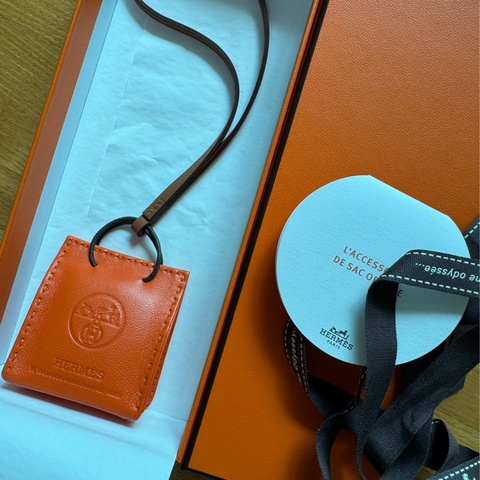 全新 愛馬仕 Hermès Orange 系列Milo 小羔羊皮皮包掛飾
