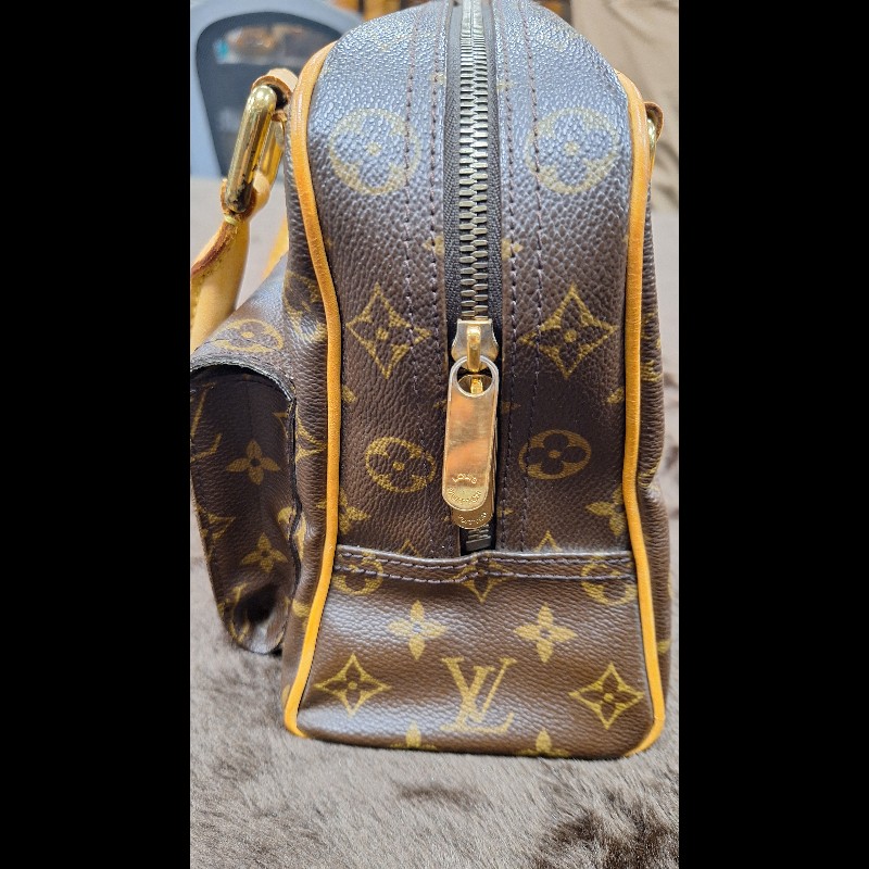LOUIS VUITTON LV 路易威登 原花 帆布 Manhattan PM 手提包 M40026-3