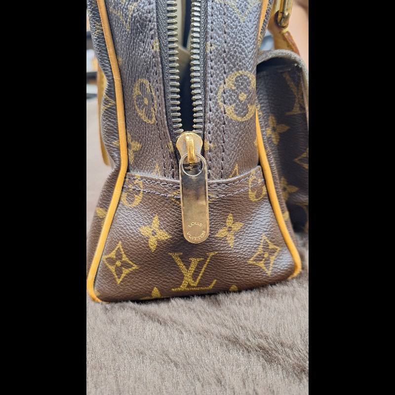 LOUIS VUITTON LV 路易威登 原花 帆布 Manhattan PM 手提包 M40026-9