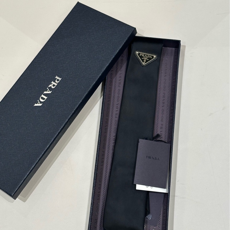 🌷全新可送禮！Prada 尼龍三角logo Nylon 領帶 黑-1