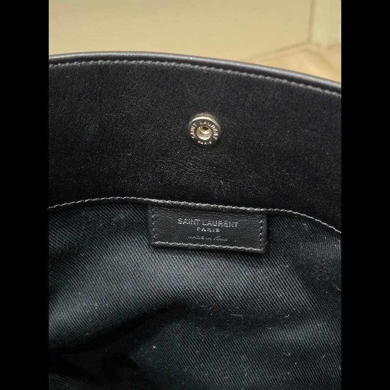 YSL Saint Laurent Rive Gauche 黑色皮革水桶包-3