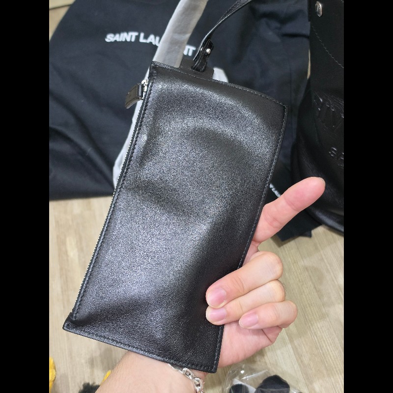 YSL Saint Laurent Rive Gauche 黑色皮革水桶包-5