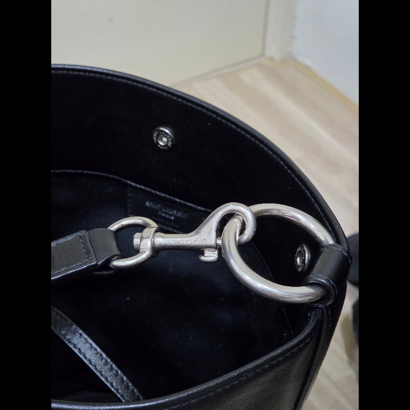 YSL Saint Laurent Rive Gauche 黑色皮革水桶包-6