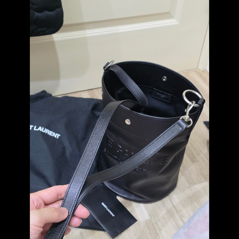 YSL Saint Laurent Rive Gauche 黑色皮革水桶包-8