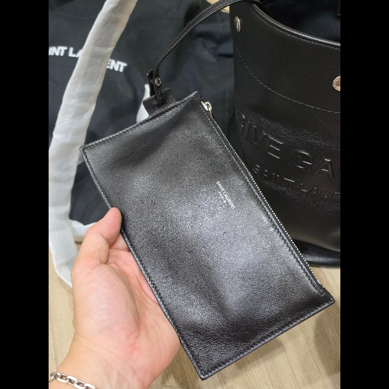 YSL Saint Laurent Rive Gauche 黑色皮革水桶包-10