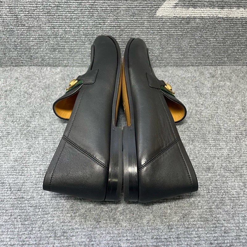 閒置未使用Gucci 古馳 黑色皮面金色馬銜扣樂福鞋42.5碼 🧡-4