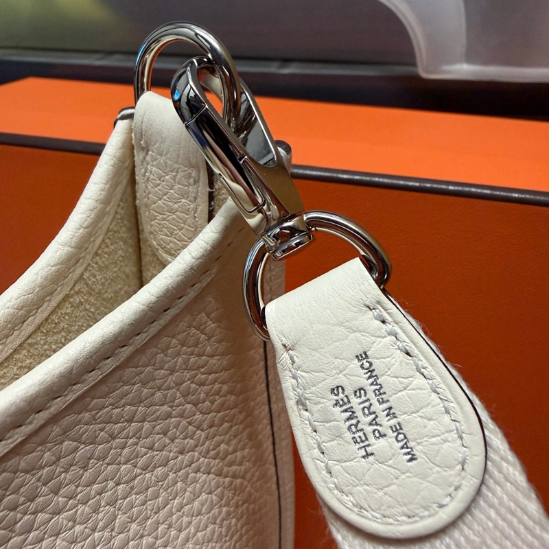 Hermès Evelyne TPM 16 Nata 奶油白 銀扣 (K刻）-2