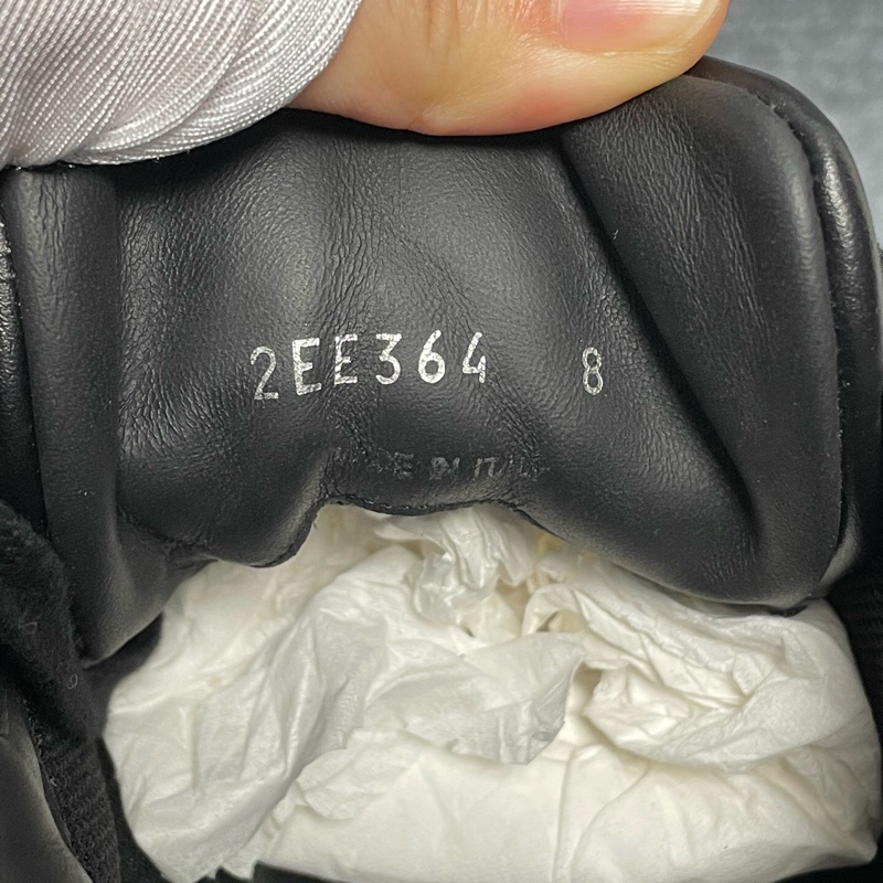 Prada普拉達  男士黑色三角標板鞋42碼🧡-5